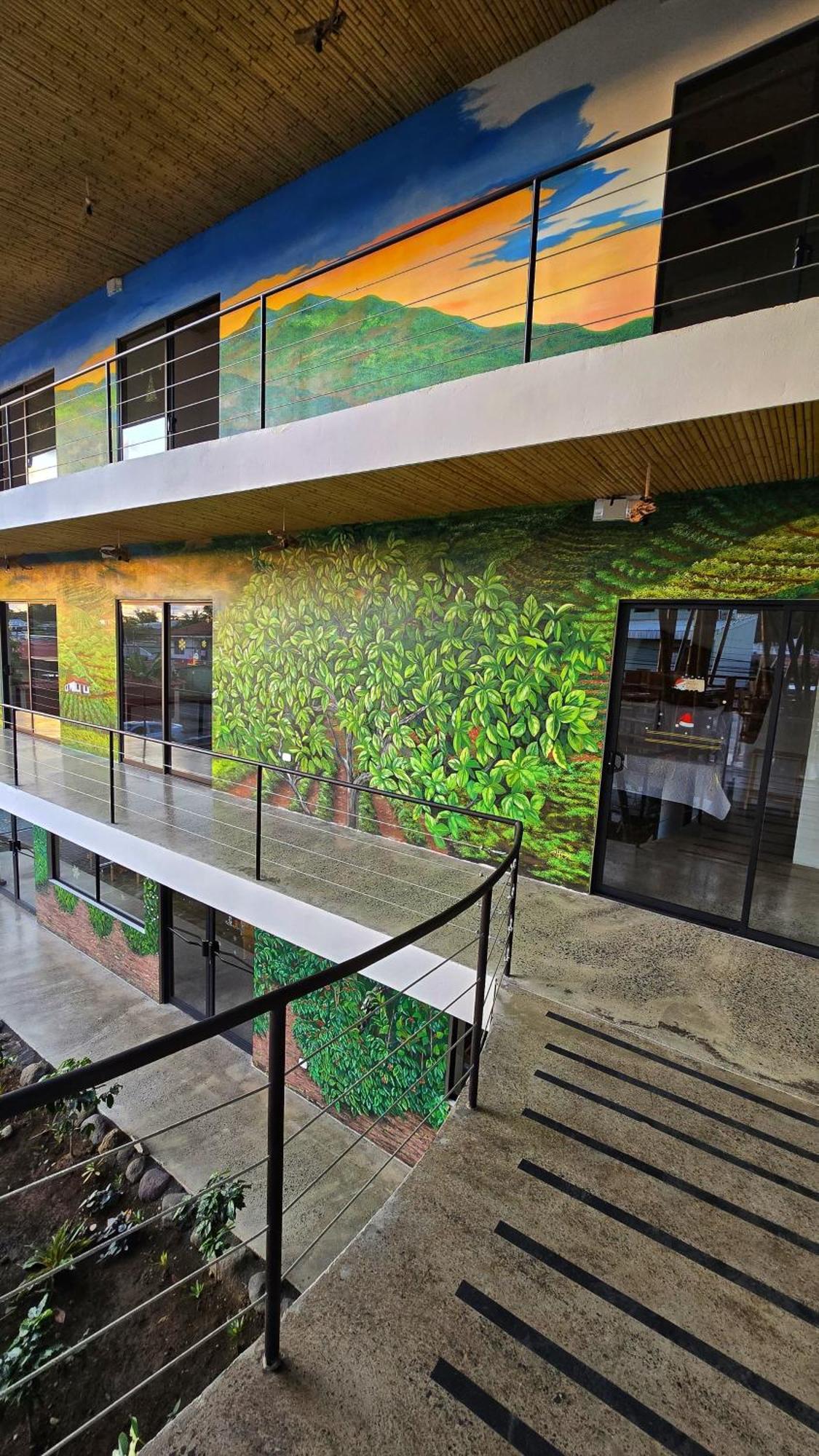 Bonding Coffee Roaster Cafe & Hotel Quepos Extérieur photo