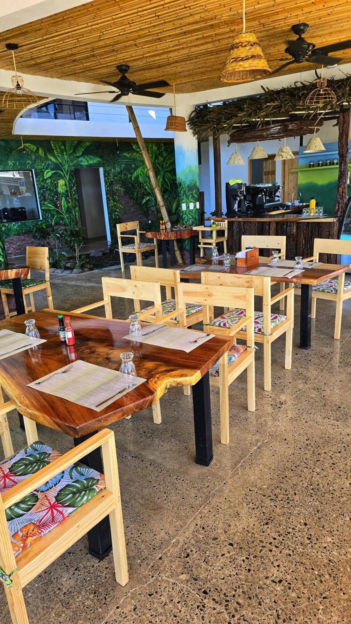 Bonding Coffee Roaster Cafe & Hotel Quepos Extérieur photo