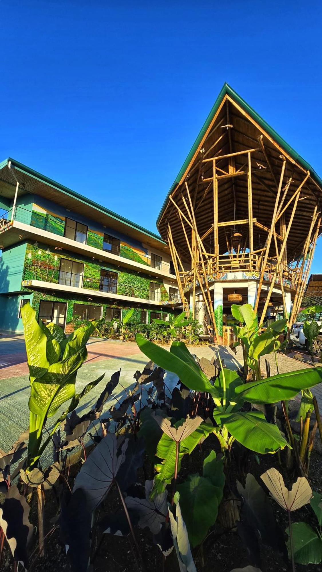 Bonding Coffee Roaster Cafe & Hotel Quepos Extérieur photo