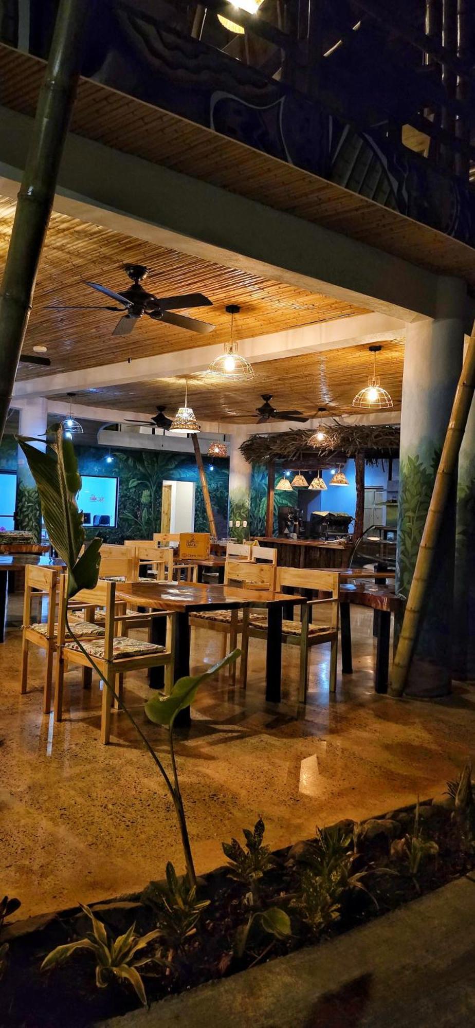 Bonding Coffee Roaster Cafe & Hotel Quepos Extérieur photo